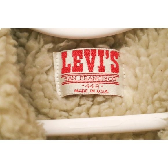 Vintage Levi's Sherpa Lined Denim Jean Trucker Jacket Coat Size 44R Made in USA - Picture 2 of 8